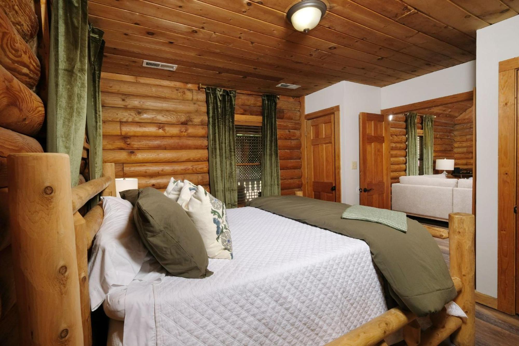 Grove Creek Cabin 개틀린버그 외부 사진