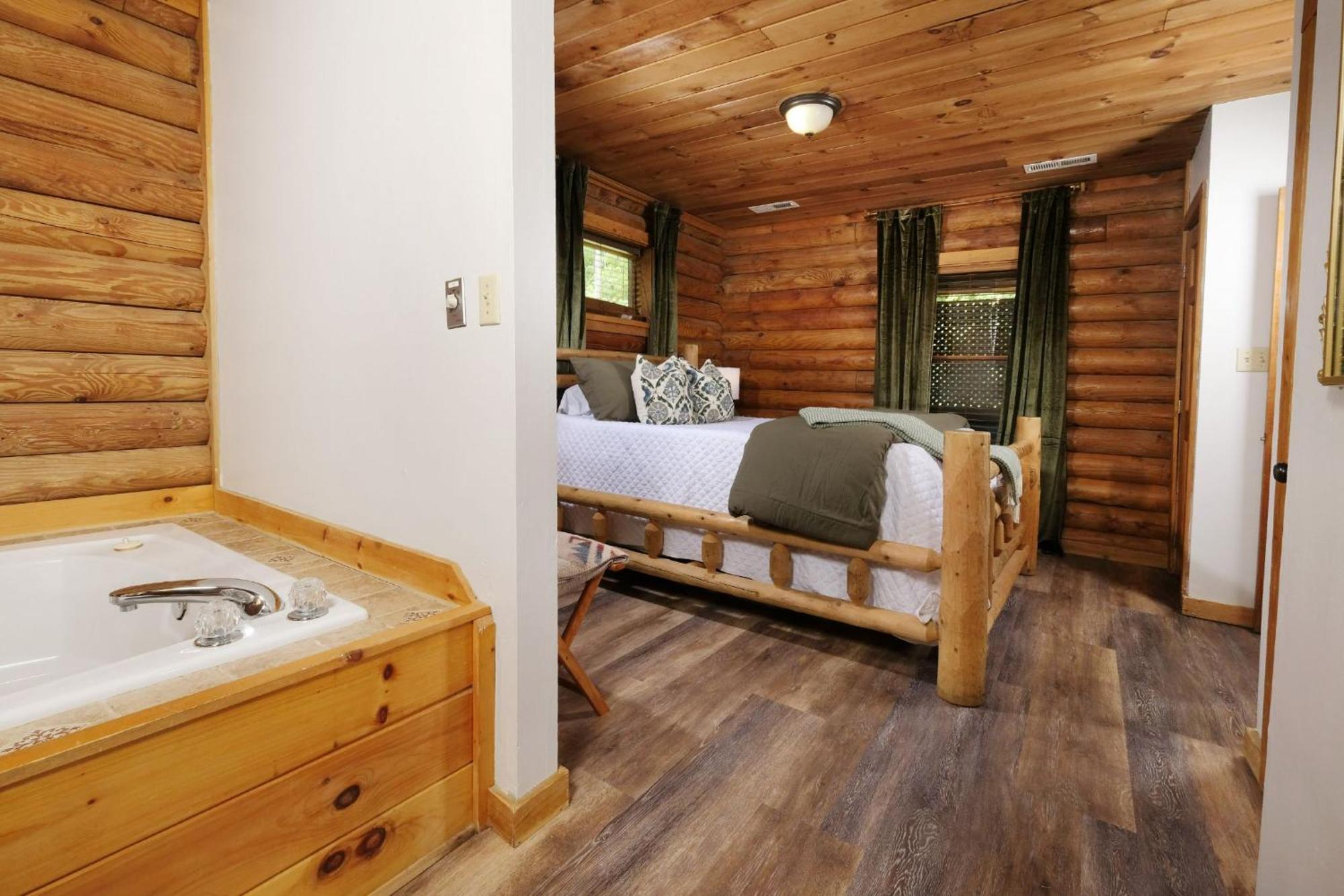 Grove Creek Cabin 개틀린버그 외부 사진